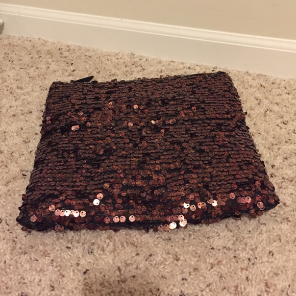 Bronze sparkle EUC BCBGeneration clutch - Picture 3 of 4
