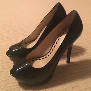 NEVER WORN Enzo Angiolini Patent Leather Pumps