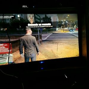 Meet your Posher, Marcos