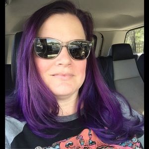 Meet your Posher, Tonya