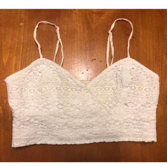 American Eagle crop top