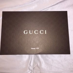 Gucci box
