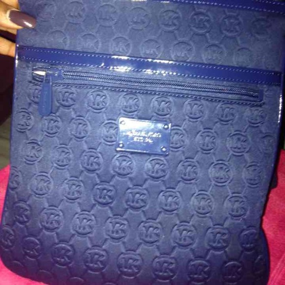 Micheal kors hobo bag