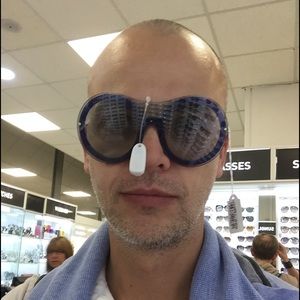 Meet your Posher, Dimitry