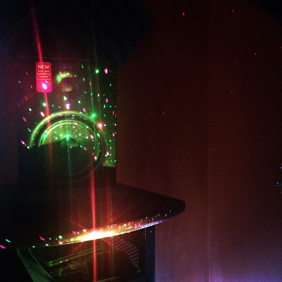 Meet your Posher, Caitlin - Picture 1 of 1