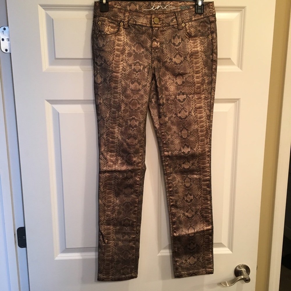 INC Snakeskin Denim Pants sz 4 -  A Must See