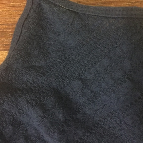 💜SALE💜Navy blue patterned cami - Picture 2 of 2