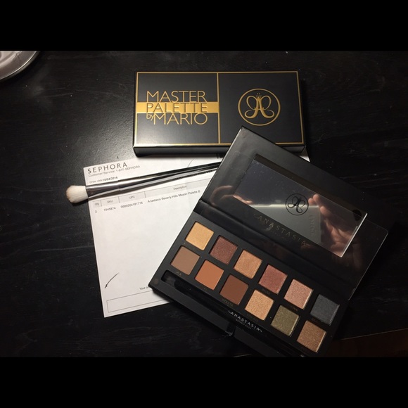 💥On Hold @mayita2010 💥Master palette by Mario