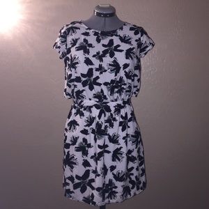 Patterned dress