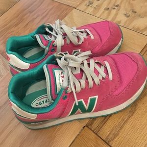 New balance shoes