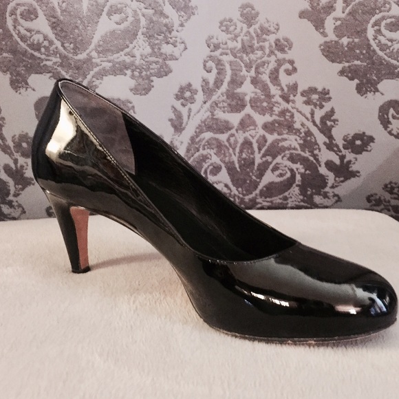 Cole Haan Patent Leather Air Pumps - Picture 3 of 4