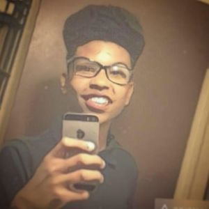 Meet your Posher, Damontae