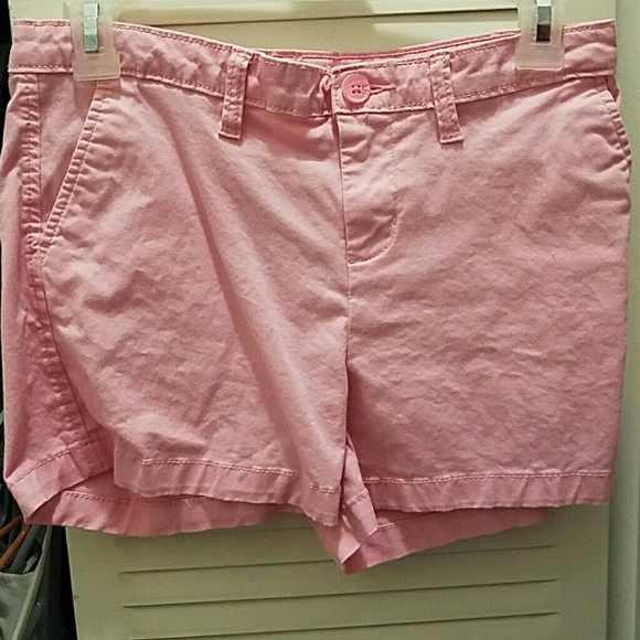 pink shorts