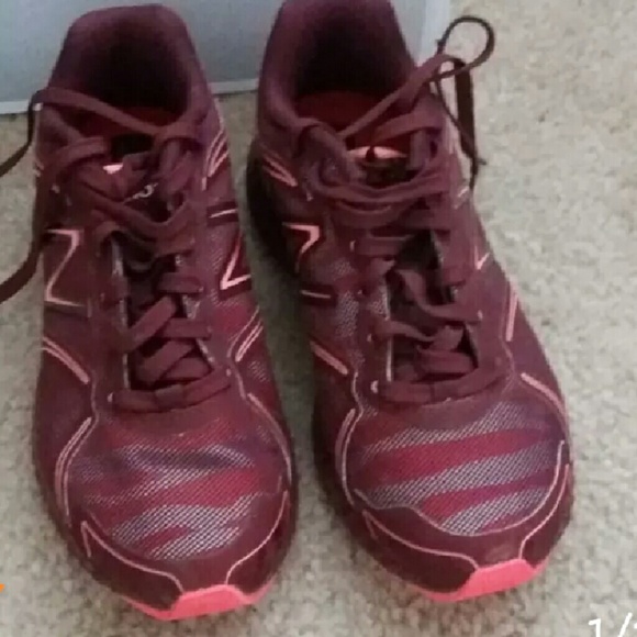 Tennis new balance. - Picture 1 of 2