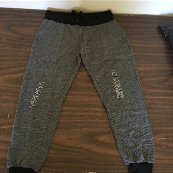 Grey and black Capri jogger