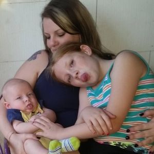 Meet your Posher, Shay