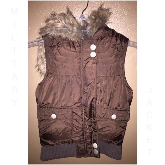 Brown puffer vest