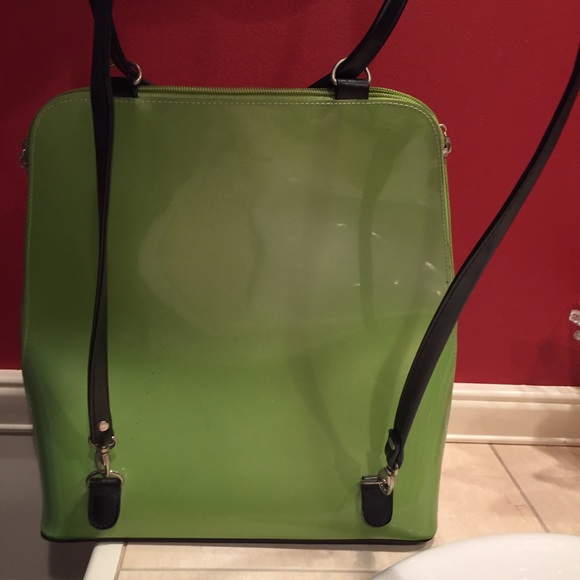 Beijo adorable patent leather bag! - Picture 2 of 4