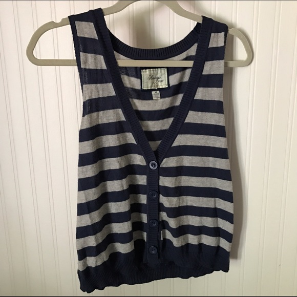 Shop closing! Sales!