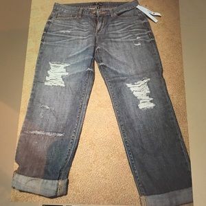 Aqua by Bloomingdales-NWT  size 27 Boyfriend Jean