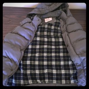 Grey puffer vest with flannel inside
