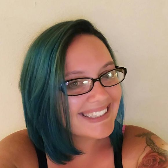Meet your Posher, Amber - Picture 1 of 1