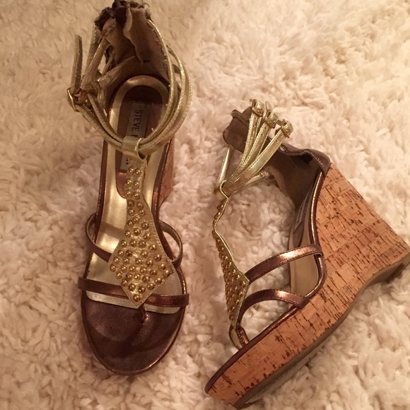 Steve Madden wedges