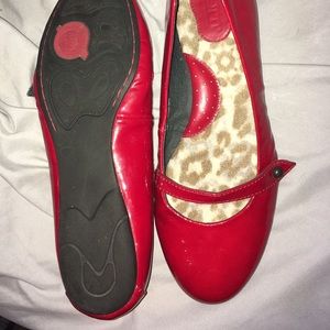 Born red patent flats!!