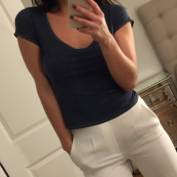 ❌SOLD❌Versace Top Size L - Picture 3 of 7