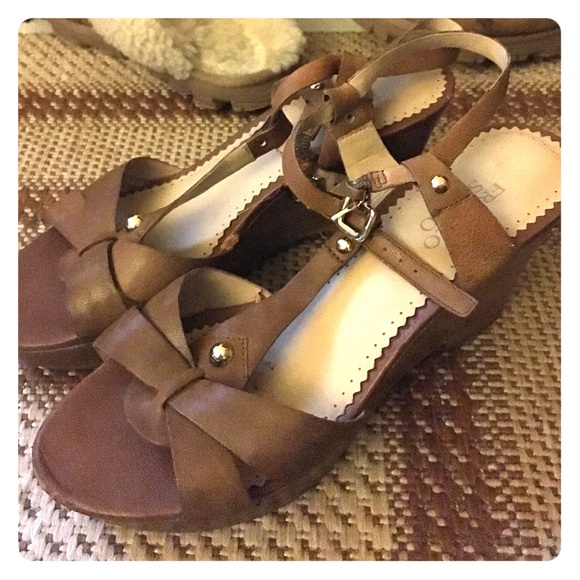 Franco Sarto wedges
