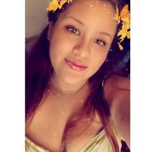 Meet your Posher, Cecilia