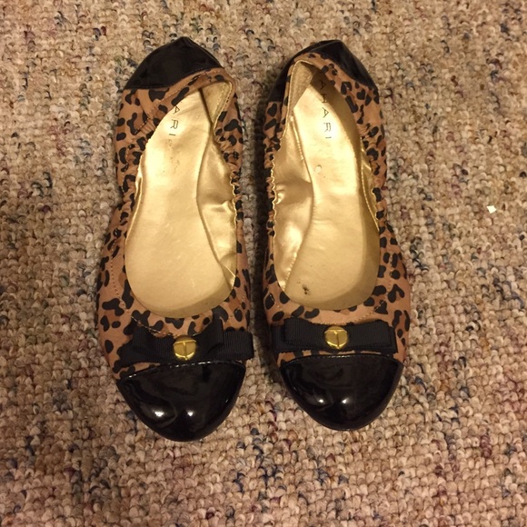 Elie Tahari flats. Leopard print. Size 6