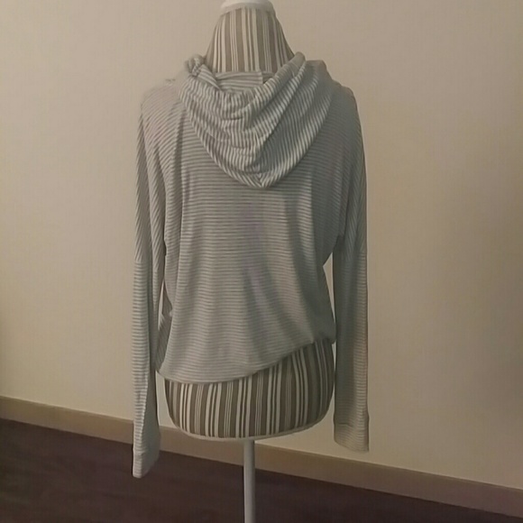 Striped hooded top - Picture 3 of 3