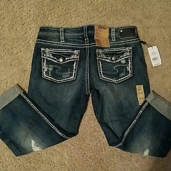 Silver Aiko Mid Capri - W 31