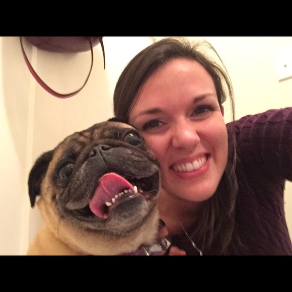 Meet your Posher, Leslie - Picture 2 of 3