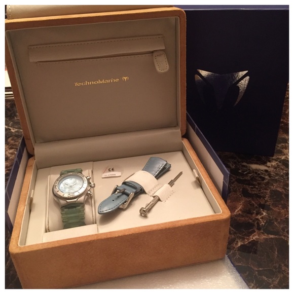 ⌚️⏱TechnoMarine Chronograph Watch⏱⌚️