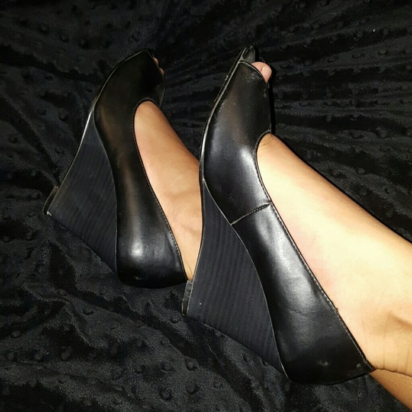 Wedge pumps
