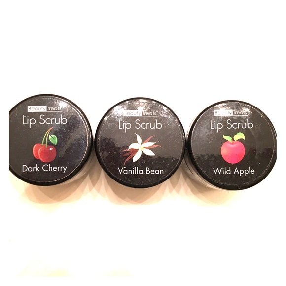Beauty Treats Lip Scrub 3 Pack BRAND NEW