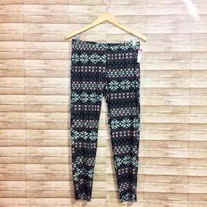 😍NWT Super Soft Leggings😍