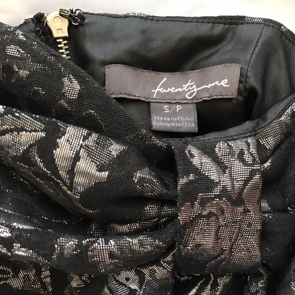 Black strapless dress with silver floral print - Picture 3 of 3