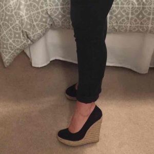 Black closed toe wedges