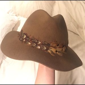 Madewell x Dorfman Pacific Scala felt feather hat