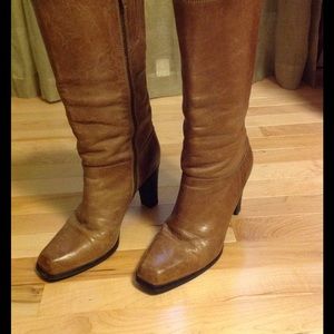 Eddie Bauer tan leather mid-calf boot sz 10