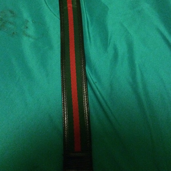 Green,red,&a black Gucci belt - Picture 2 of 4