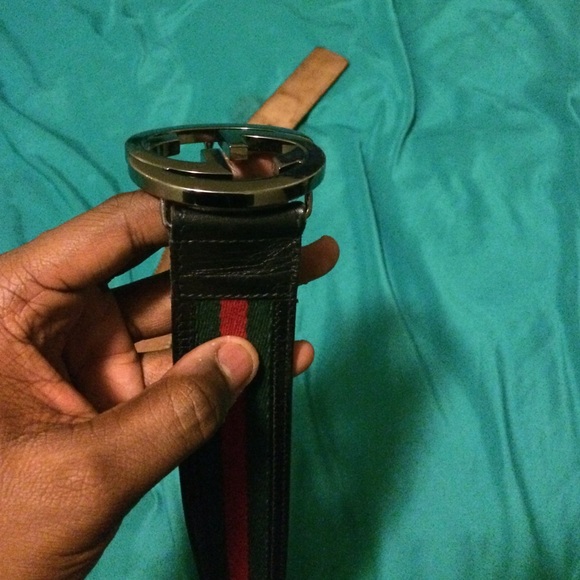 Green,red,&a black Gucci belt - Picture 4 of 4