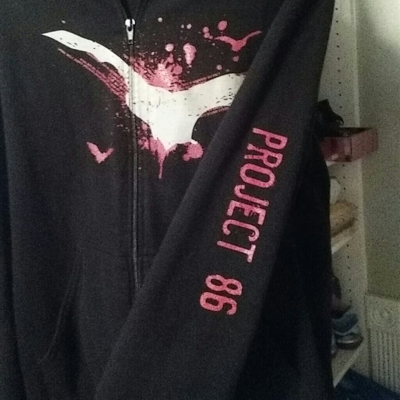 Sweatshirt - Picture 2 of 2