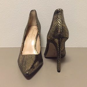 Jessica Simpson Pumps