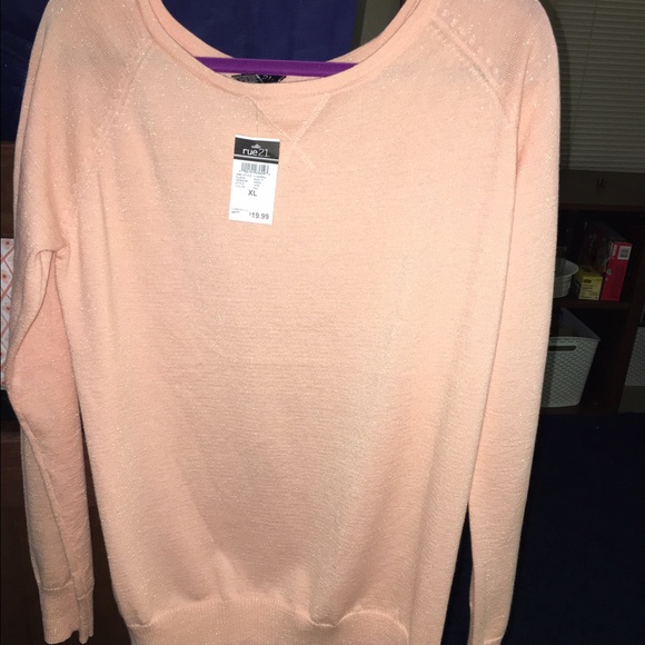 A Rue 21 sweatshirt XL. - Picture 1 of 2