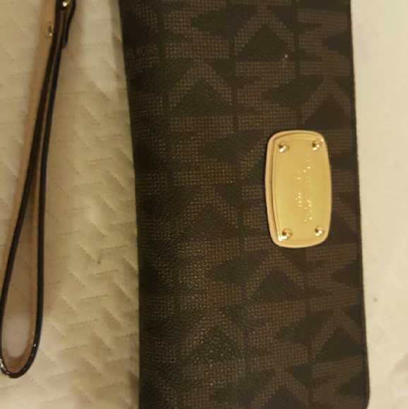 Micheal Kors Full Size Jet Set Wallet