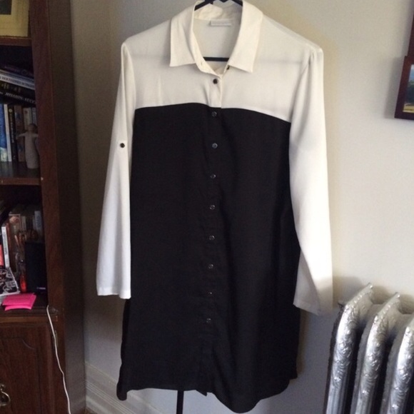 BLACK AND WHITE BUTTON DOWN DRESS